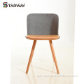 Silla de comedor de patas de madera de tela de venta caliente